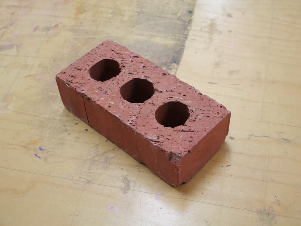 Contractor and builder brick supply with tailored account coordination